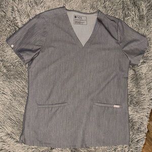 Figs scrub top size M